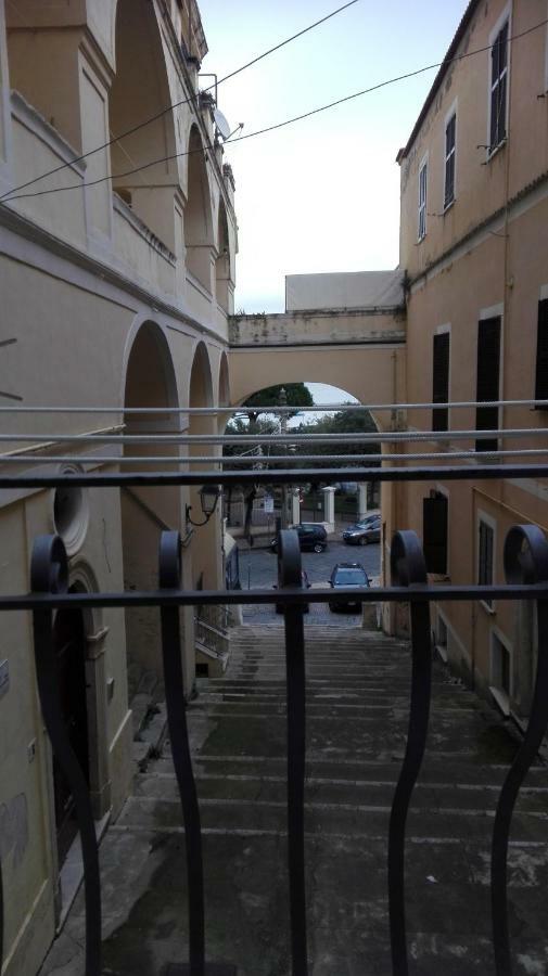Little Art House Apartment Gaeta Exterior photo
